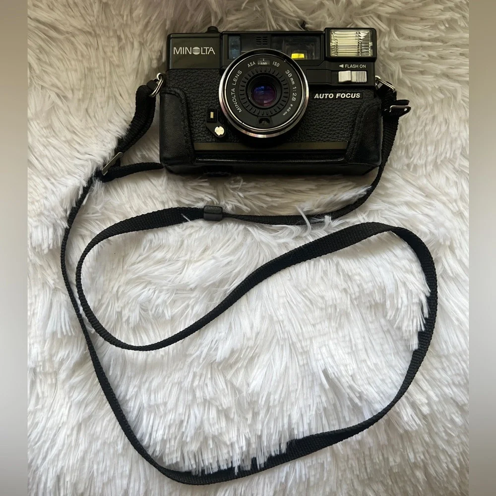 Minolta Hi-Matic AF2 35MM Film Camera - PARTS